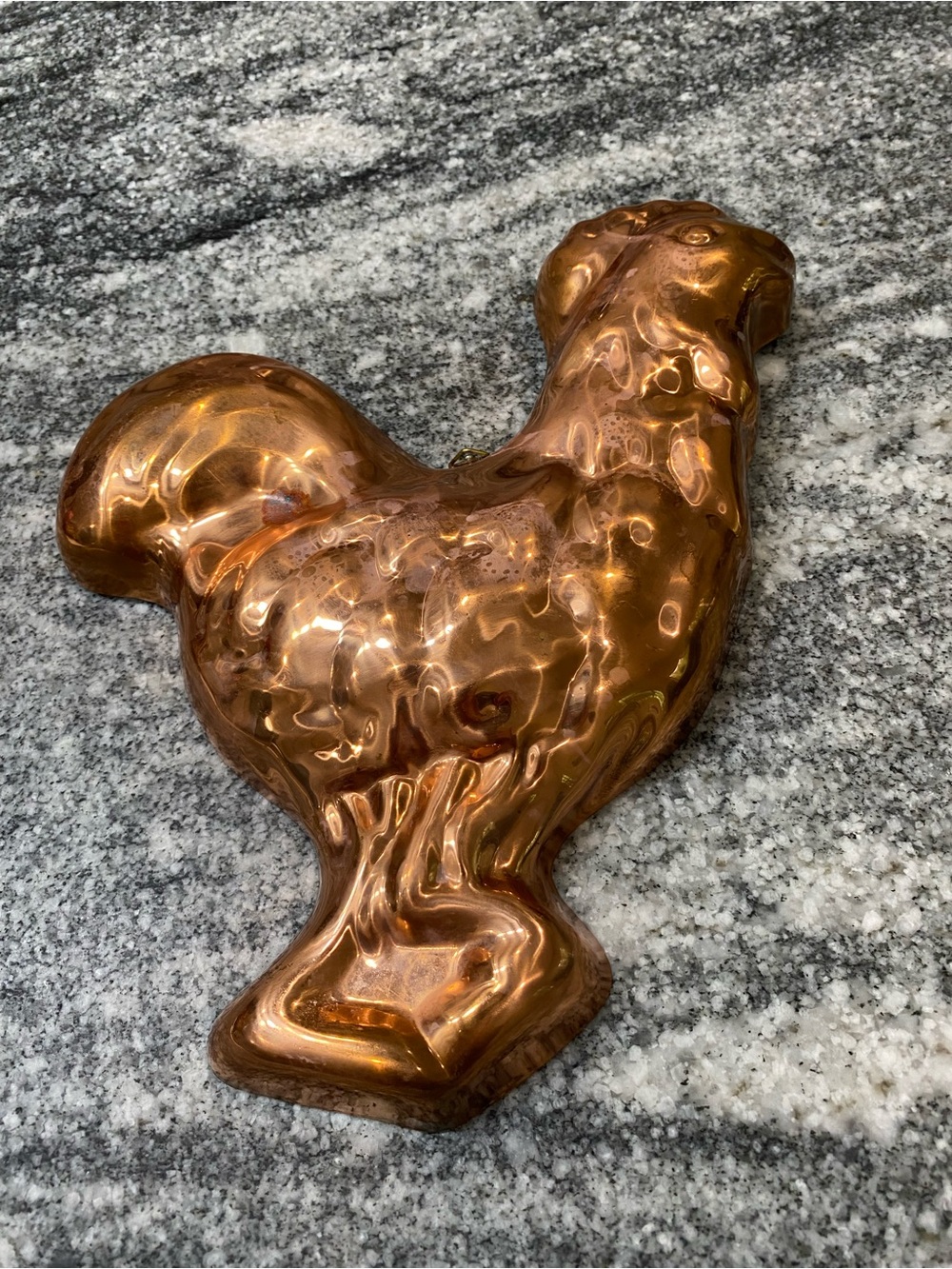 Vintage copper colored tin rooster jello or cake mold